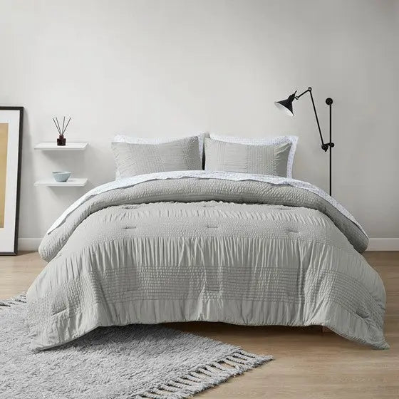 7 Piece Comforter Set with Bed Sheets Grey King