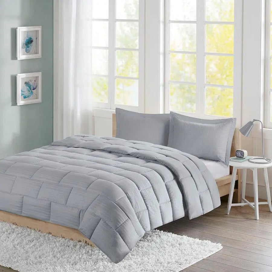 Avery Seersucker Down Alternative Comforter Mini Set Gray Full/Queen
