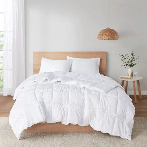 Anti-Microbial Down Alternative Comforter White King