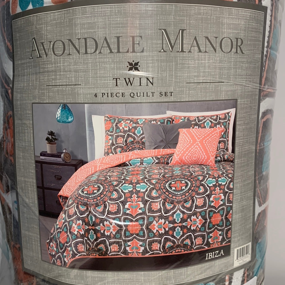 Avondale Manor Ibiza 4-Piece Coral Quilt Set